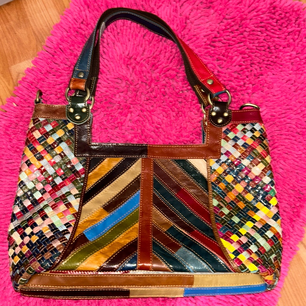 Gorgeous Multi Colored Ameri Leather Boho Bag!
